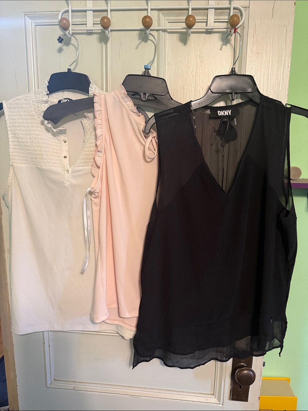 DKNY Black Sheer V-Neck Sleeveless Blouse